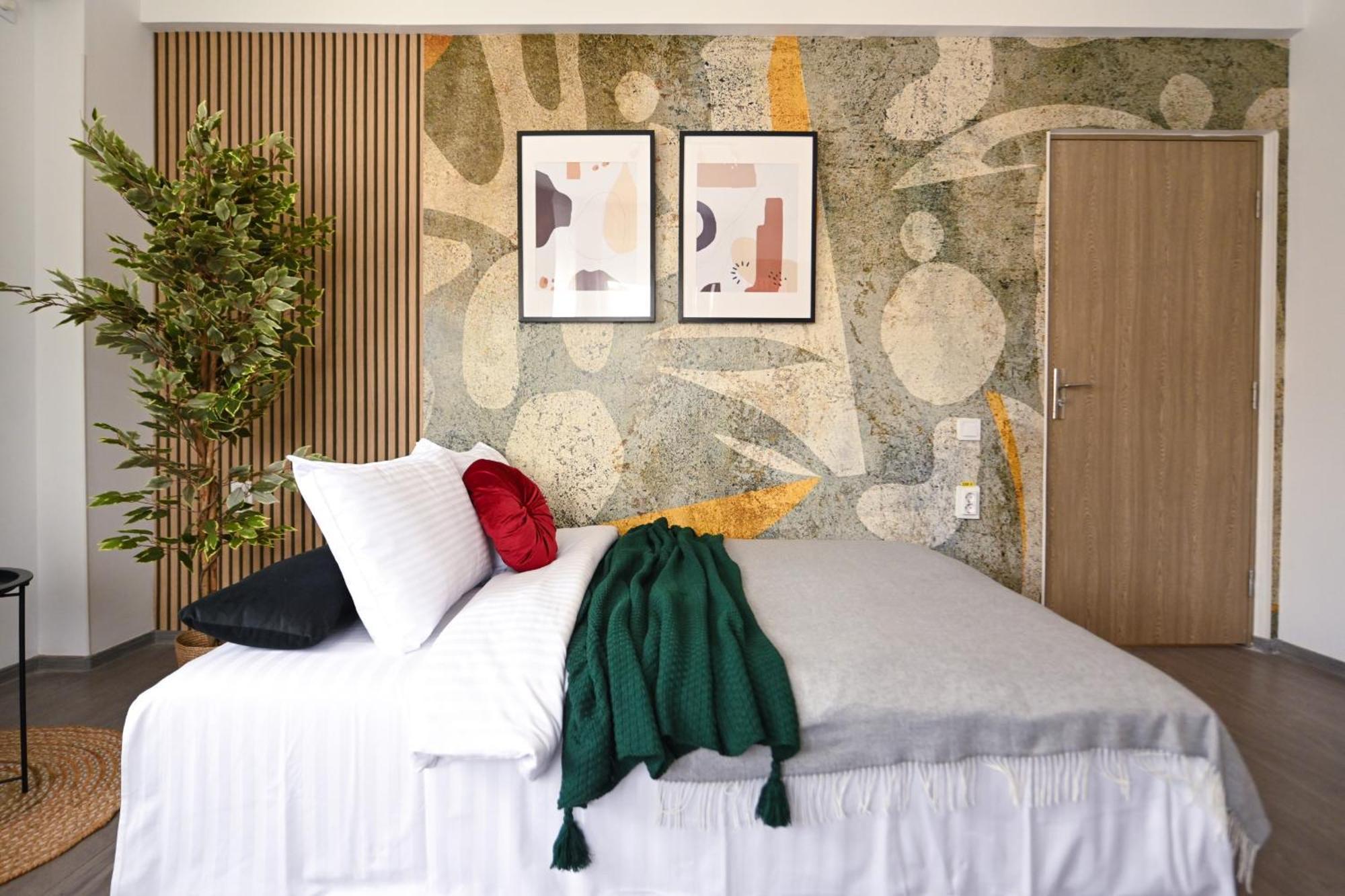 Old Town Charm - Modern & Comfortable Accommodation In The Heart Of The City Bucharest Luaran gambar