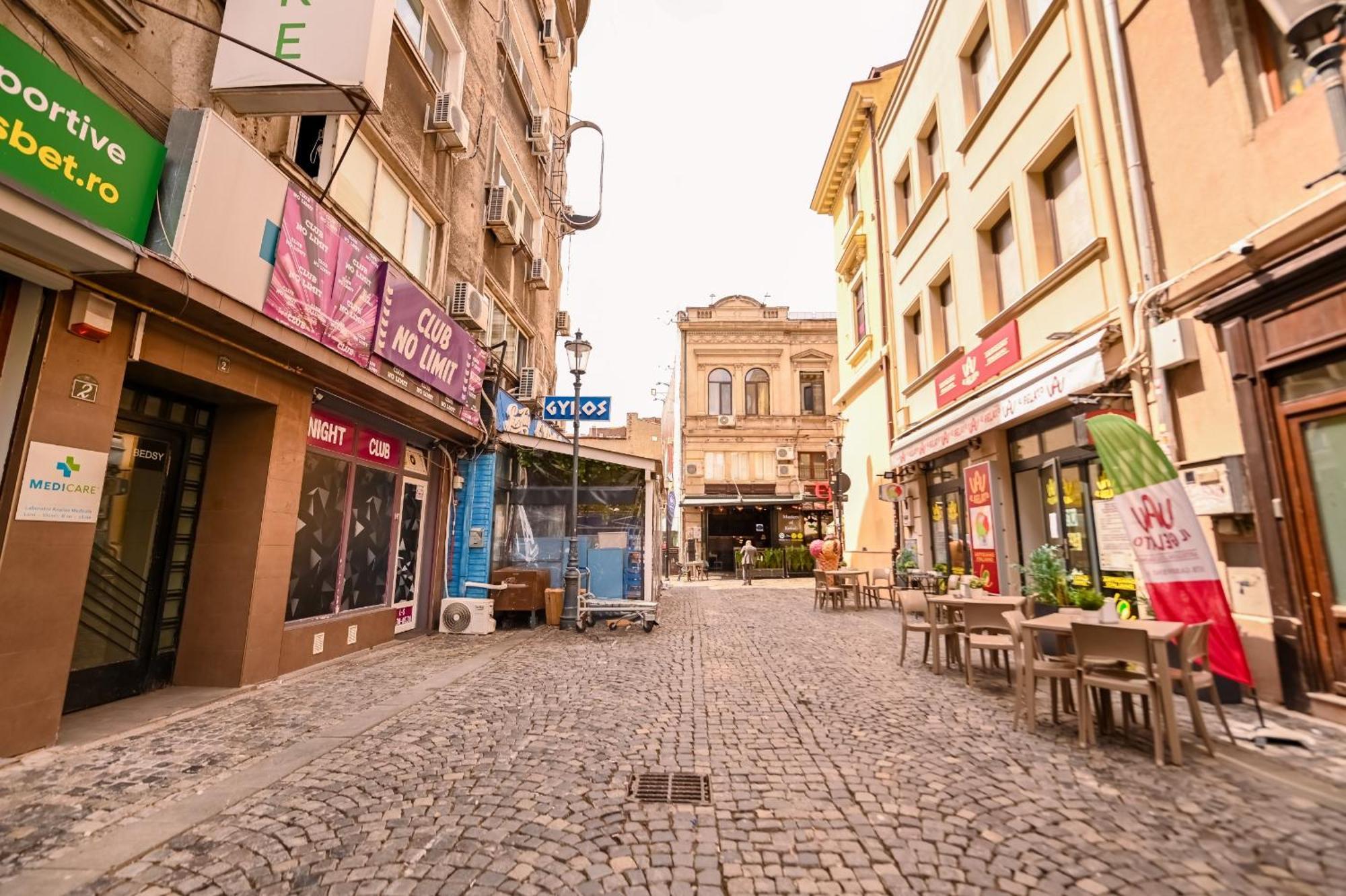 Old Town Charm - Modern & Comfortable Accommodation In The Heart Of The City Bucharest Luaran gambar
