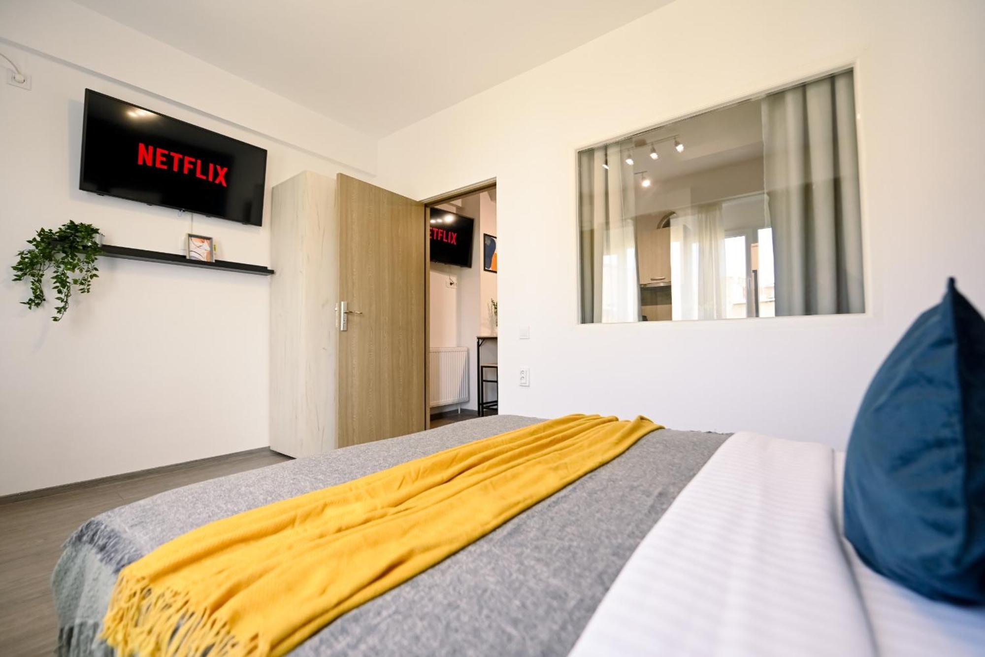 Old Town Charm - Modern & Comfortable Accommodation In The Heart Of The City Bucharest Luaran gambar