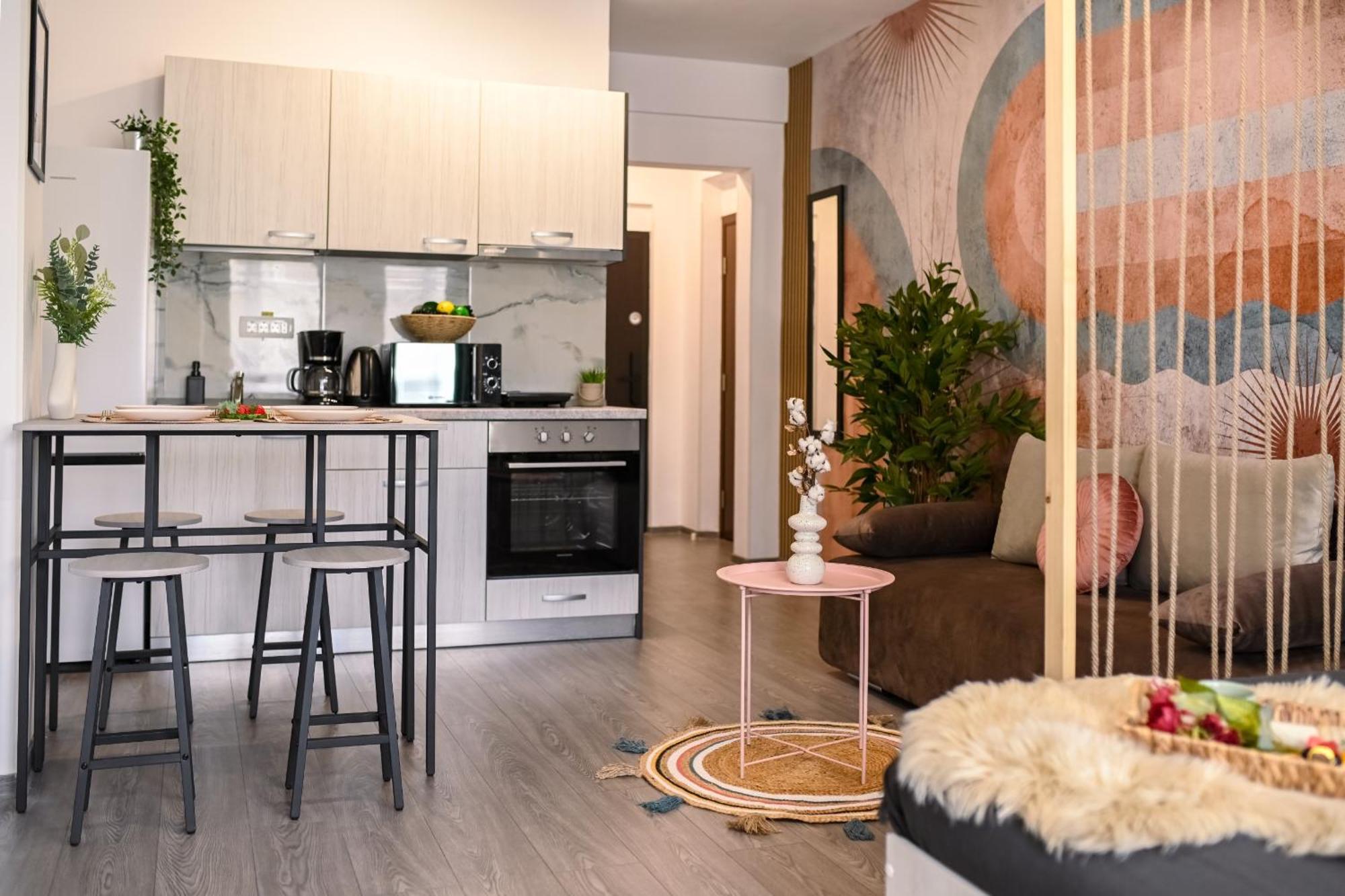 Old Town Charm - Modern & Comfortable Accommodation In The Heart Of The City Bucharest Luaran gambar